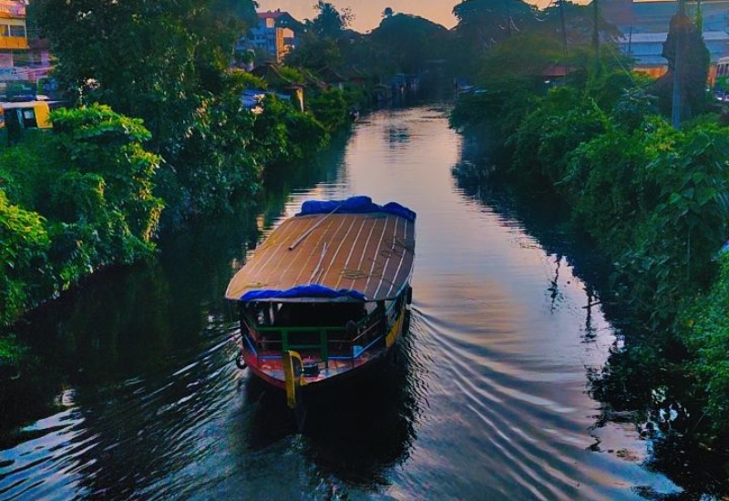 15 offbeat places in India
