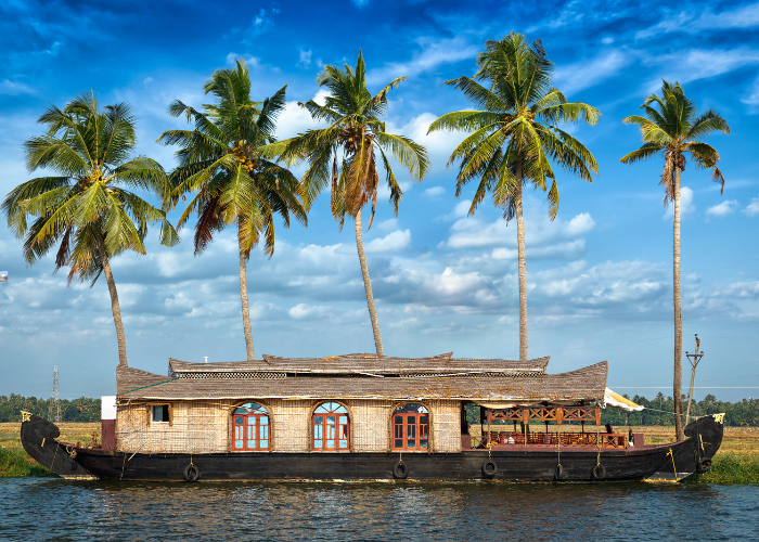 Kerala backwaters in monsoon – Best places to visit in India in August