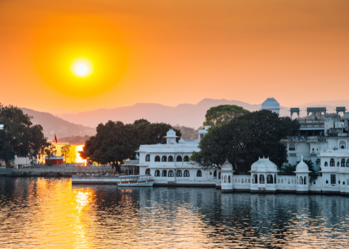Udaipur City Palace and Lake Pichola – Best places to visit in India in March