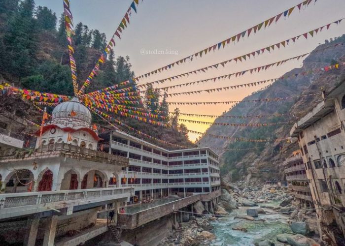 Manikaran Sahib Gurudwara hot water spring Himachal